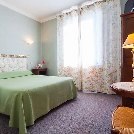 Chez Maurice Cevennes